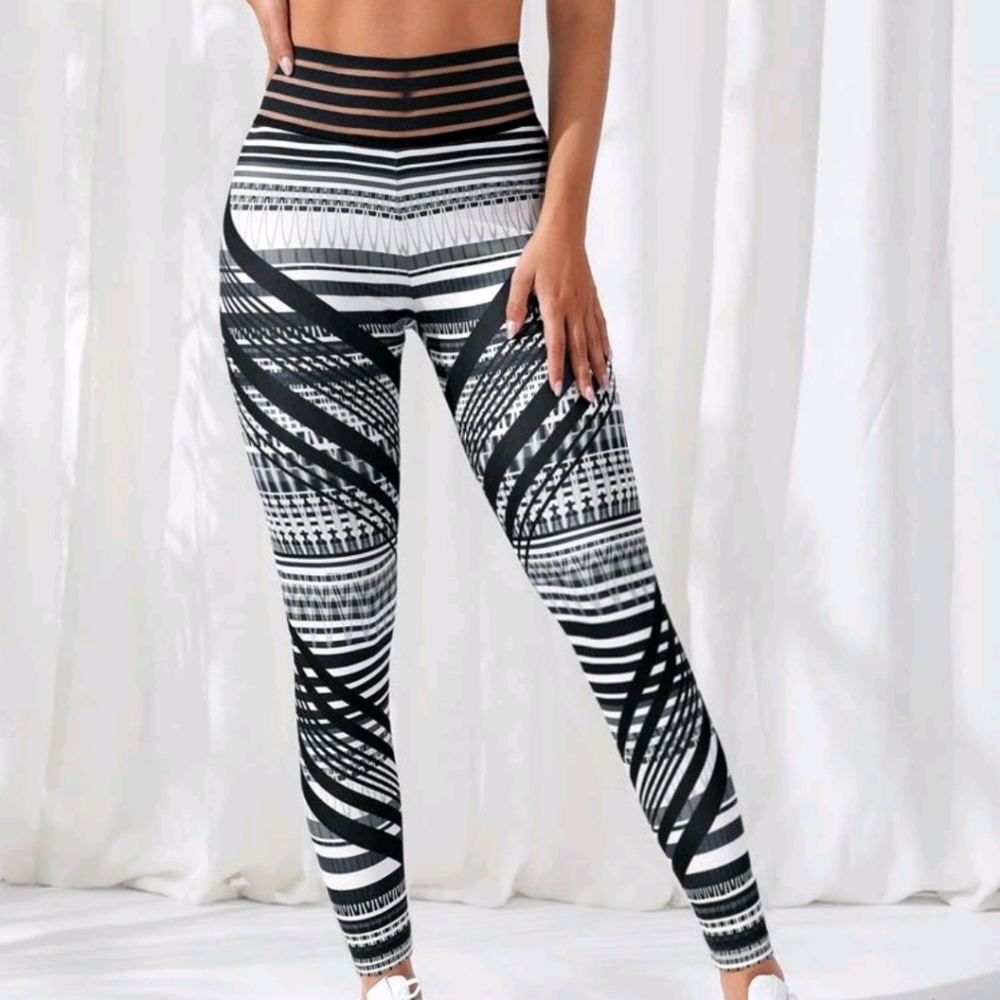 Yoga Trendy Striped & Geo print wideband waist sport leggings